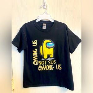 Among Us t shirt boys medium
